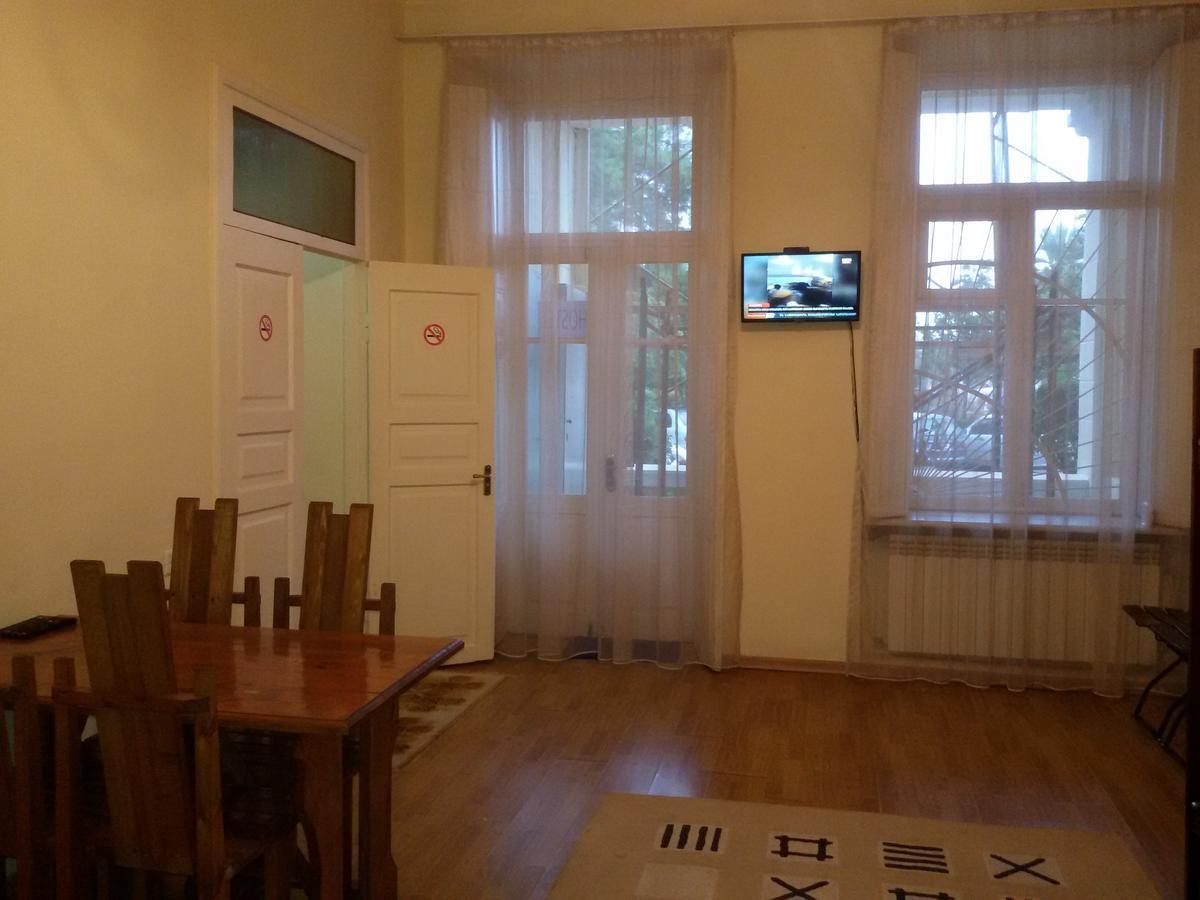 Mar Nero Hostel Μπατούμι Εξωτερικό φωτογραφία